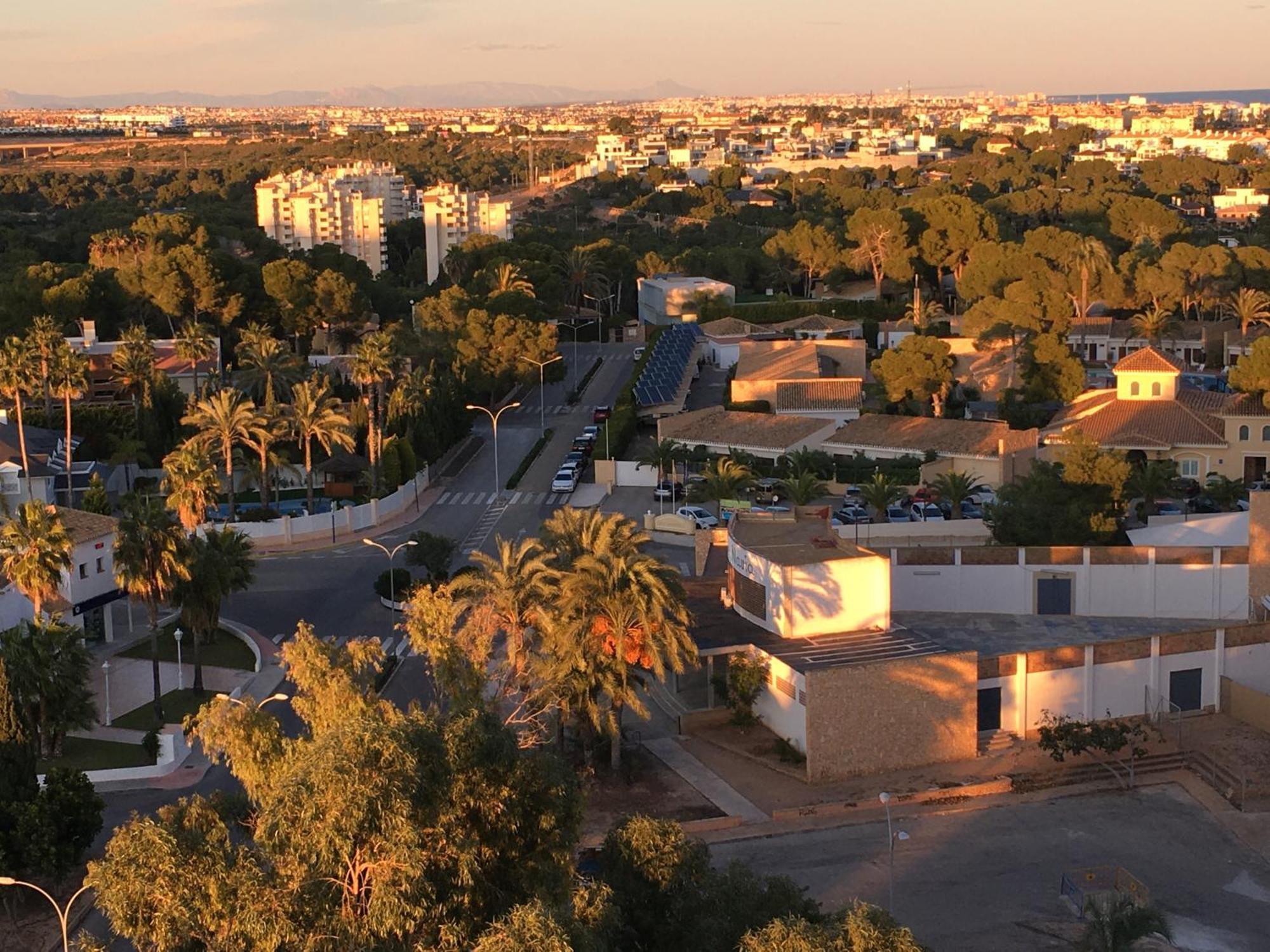 Cosy, Seaview Apartment, Close To Beach And Bars -Edificio Rhin Campoamor Exterior foto